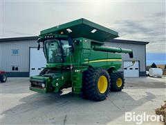 2012 John Deere S690 2WD Combine 