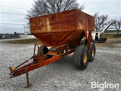 Simonsen T/A Pull-Type Fertilizer Spreader 