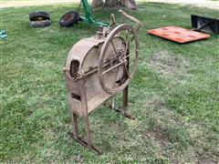 John Deere 4216-C Corn Sheller 