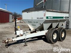 Willmar Super 800 Pull Type Fertilizer Spreader 