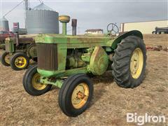 1957 John Deere 820 2WD Tractor 