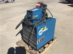 Miller Deltaweld 302 Wire Feed Welder 