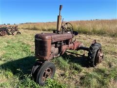 1940 Farmall Model B 2WD Tractor 