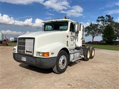 1996 International 9400 T/A Truck Tractor 