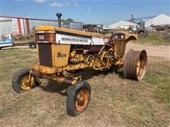 1967 Minneapolis-Moline M670 2WD Tractor 