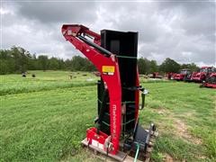 Mahindra 3650 CL Loader w/ 77" Bucket 