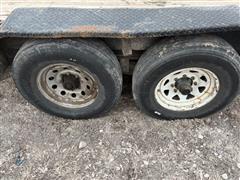 items/f70929ef8cbfed119ac400155d70dc17/2016down2earthtaflatbedtrailer_3660fb37279949d08661658b77c2c205.jpg