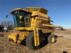 1997 New Holland TR98 2WD Combine 