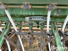 items/f73f1ea168dfef11b5427c1e52426a9d/johndeere8200graindrill-20_bc614c263bec4f1782ab9e80b4737ea2.jpg