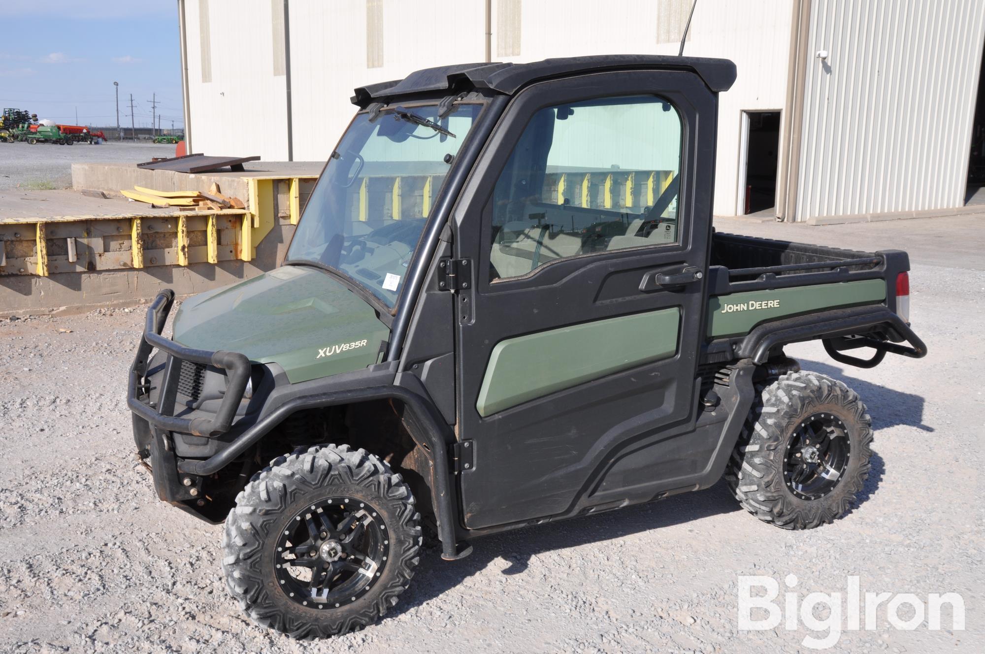 2022 John Deere XUV 835R Gator 4x4 UTV 