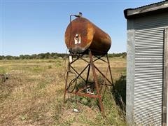 250 Gallon Fuel Tank & Stand 