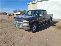 2000 Chevrolet Silverado K1500 LS 4 Door Pickup 