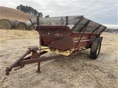 New Holland 327 Manure Spreader 