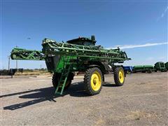 2019 John Deere R4038 Self-Propelled Sprayer 