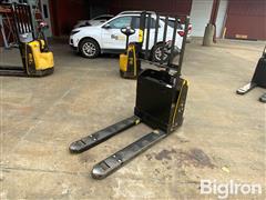 Yale MPB045VGN Pallet Jack 