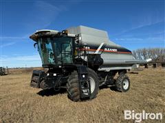 Gleaner R65 Combine 