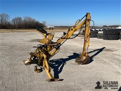 Long II99 3-pt Backhoe Attachment 