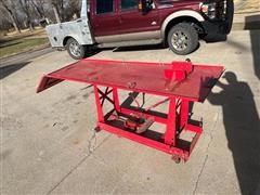 items/f8c799a09db6ec11bea100155d423d41/pittsburgh1000lbmotorcyclelift_8960578928dc47d8987283e3fec26b0f.jpg