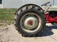 items/f8d8ff8f982cee11a81c000d3ad3f876/fordnaajubilee2wdtractor_a8038b617ae340eba4161a1c4338dc23.jpg