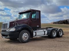 2005 Freightliner Columbia 120 T/A Truck Tractor 