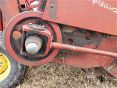 items/f8e132880bc9ed11a81c6045bd4b1cce/newholland114pull-typewindrower_c6ef98e91c394494a53a45413fca416e.jpg