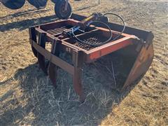 Homemade 5’ Bucket W/Grapple Fork 