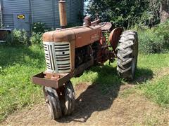 1957 Farmall 450 2WD Tractor 