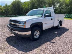 2003 Chevrolet Silverado 2500 HD 2WD Service Utility Truck 