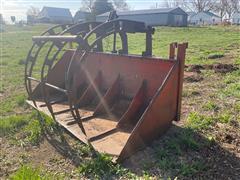 Farmhand Loader Bucket & Grapple 