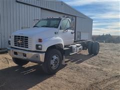 2002 Chevrolet C7500 Cab & Chassis 