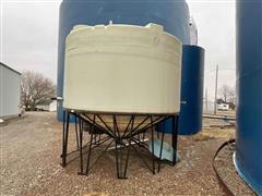 Sii 7000-Gallon Cone Bottom Poly Tank & Stand 