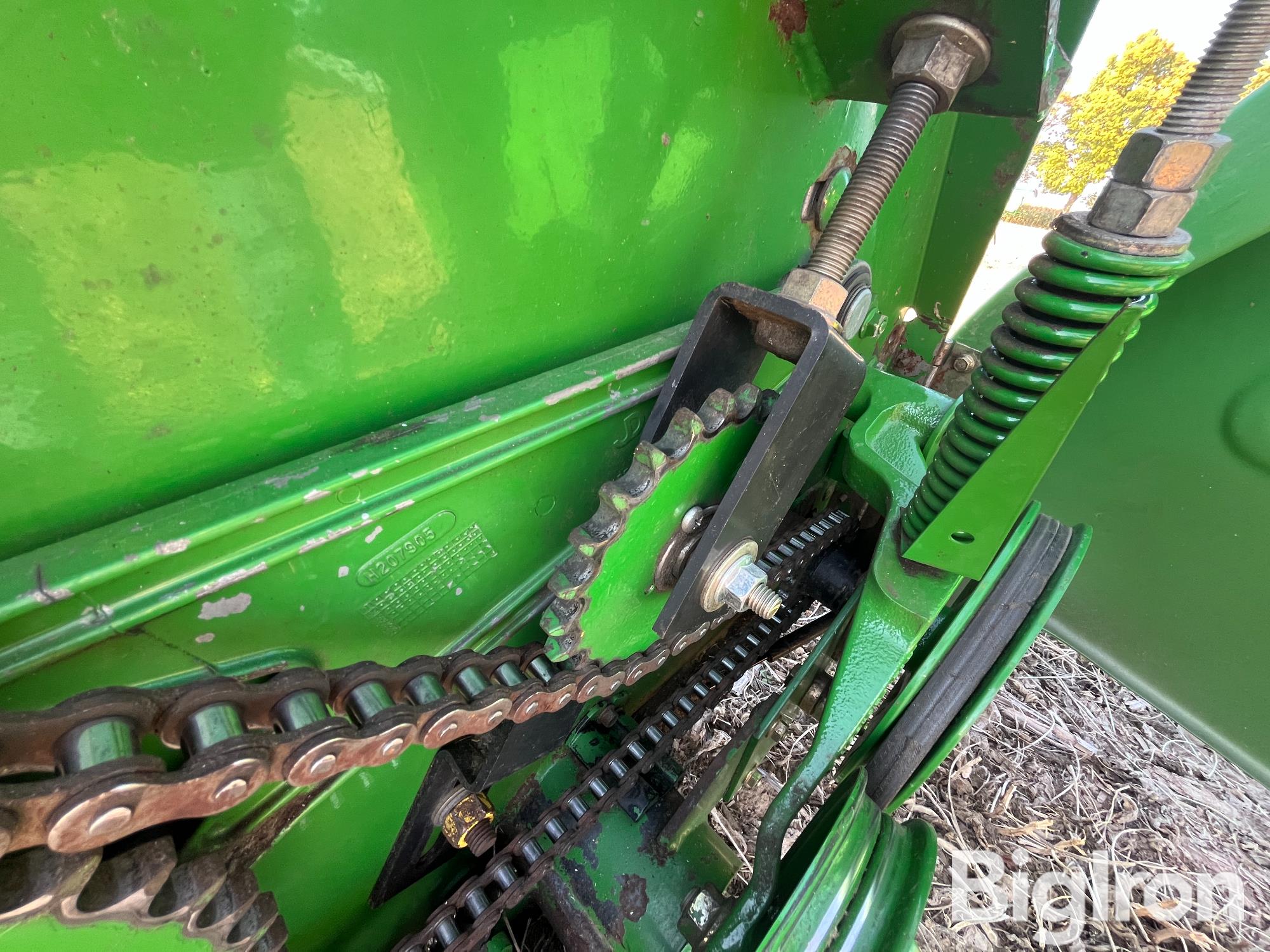 items/f968d325218cef1195f6002248918839/johndeere625fhydraflexheader_f1e224c51e964270b17ae27d20662f33.jpg