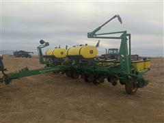 John Deere 1760 MaxEmerge Plus 12R30" VacuMeter Planter 