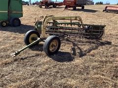 John Deere 640 Side Delivery Rake 