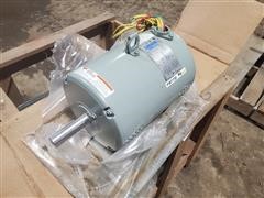 Leeson 3 Phase 7.5-10 HP Electric Motor 