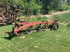 International 710 5 Bottom Plow 