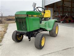 1992 John Deere 318 Garden Tractor 