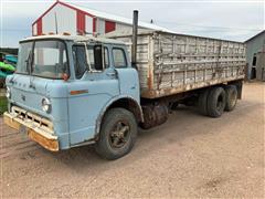 1969 Ford H800 T/A Grain Truck 