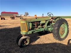 Oliver Tri-cycle Front 2WD Tractor (INOPERABLE) 