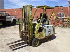 Clark EC50055 Forklift 