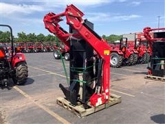 Mahindra 8100CL Quick Attach Loader w/ 84" Bucket 
