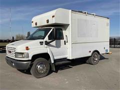 2009 GMC C5500 S/A Enclosed Service Truck W/Onan 6kW Generator 