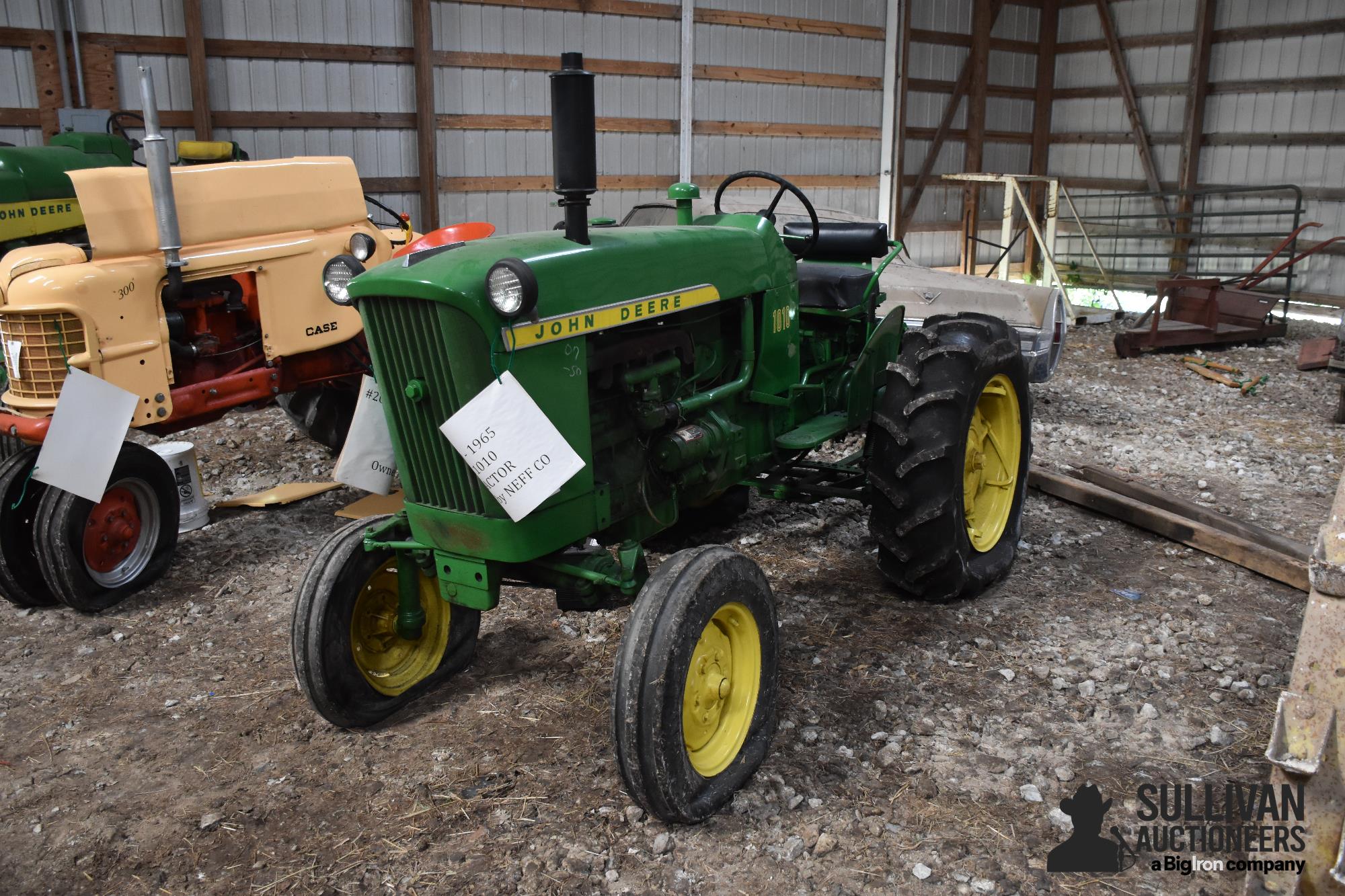 John Deere 1010 2WD Tractor 