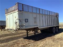 1997 Hitchcock T/A Forage Harvesting Trailer 