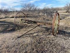 John Deere Dump Rake 