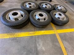 items/fb5c5deb7d8cec11b8210003fff90bee/hankooktrucktiresandrims_3ace080907c94851a859519396fc3bc9.jpg