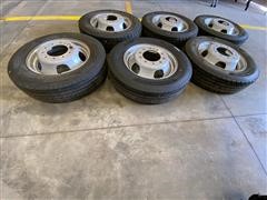 items/fb5c5deb7d8cec11b8210003fff90bee/hankooktrucktiresandrims_73253e2f20784a6e9f86a91e6608307b.jpg