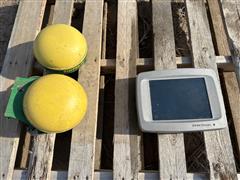 John Deere GPS Globes And Monitor 