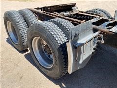 items/fb64cf5c241bed11b5cf00155d72f54a/freightlinerclassictatrucktractor_a7aff8fe0d2844858061df50335c74db.jpg