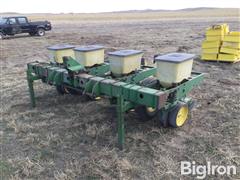 John Deere 7100 4R36" Planter 